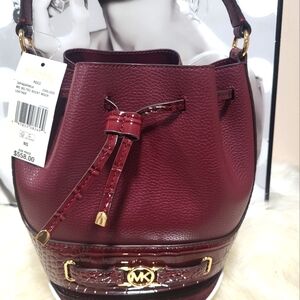 $558 Michael Kors Reed Medium Bucket Bag Belted Leather Crossbody Oxblood Nwt